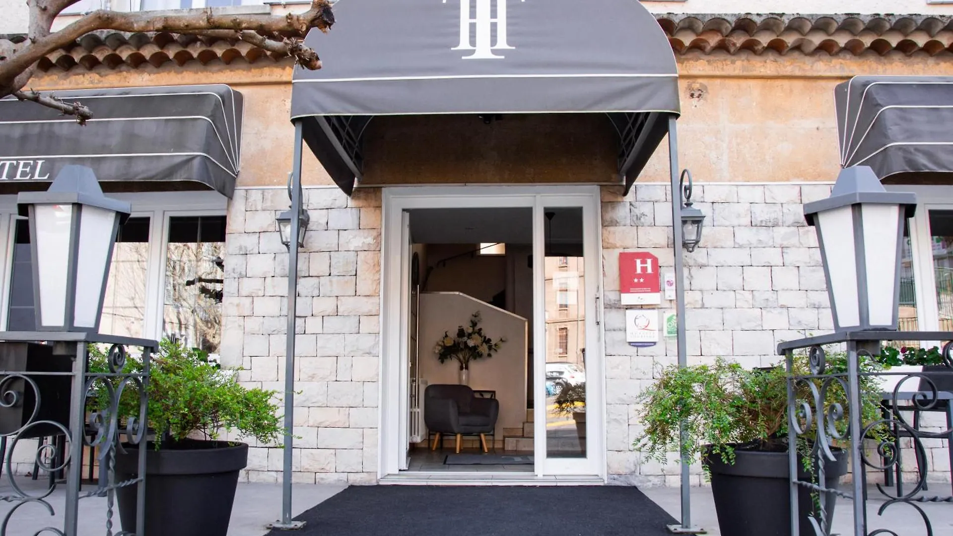 Hotel Le Tivoli Sisteron